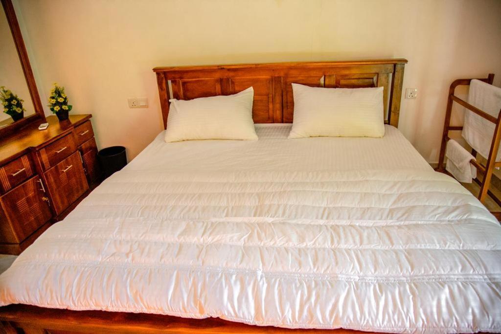 Healand Holiday Bungalow And Restaurant Deniyaya Ngoại thất bức ảnh